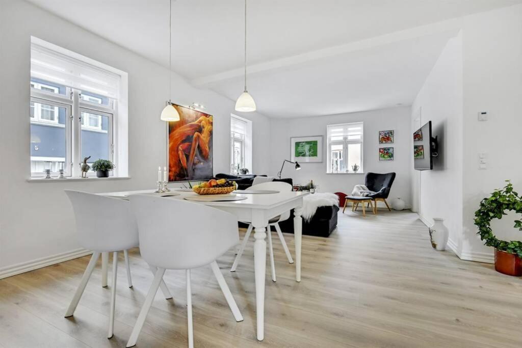 *****Elegant Feriebolig I Hjertet Af Kerteminde 빌라 외부 사진